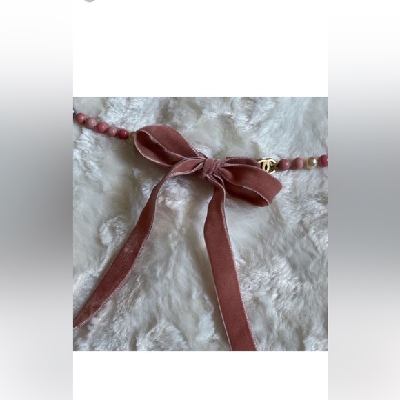 CHANEL Ribbon Necklace - Picture 10 of 11